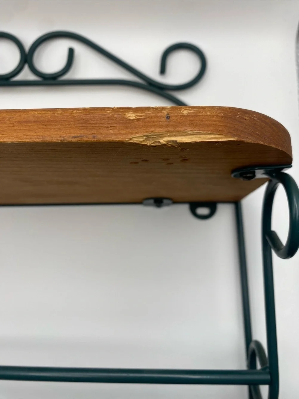 Wall-Mount Iron & Wood Towel Rack with Shelf - Green Frame, Natural Wood
